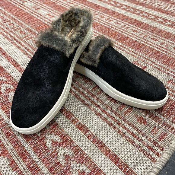 Vaneli Shoes - Vaneli Sport Yasir Slip On in black